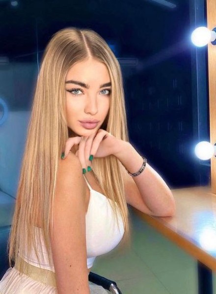 Проститутка Айла