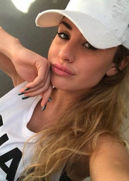 Проститутка Кира