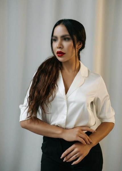 Проститутка Доминика