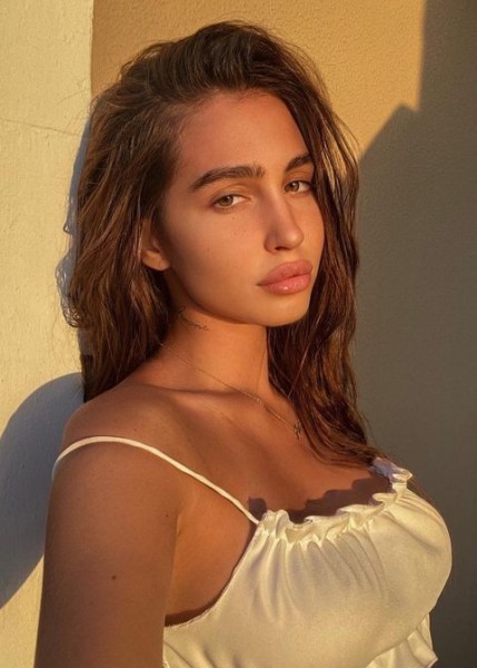 Проститутка Камила