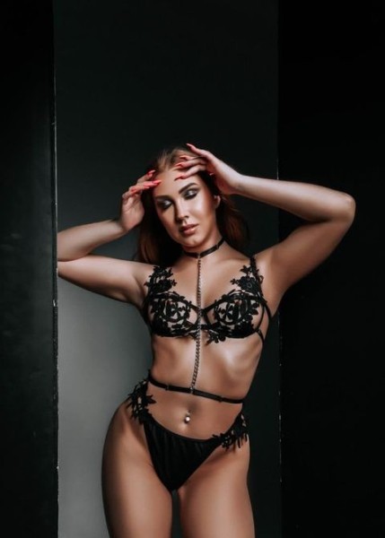 Проститутка Каролина