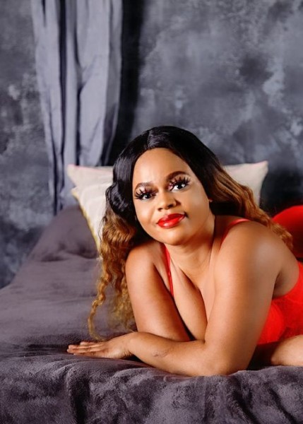 Проститутка Оливия