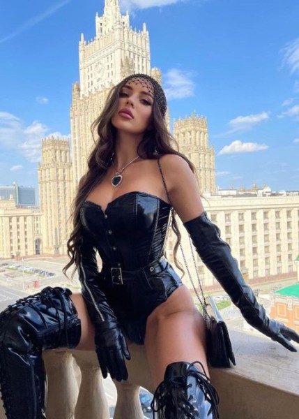 Проститутка Тори