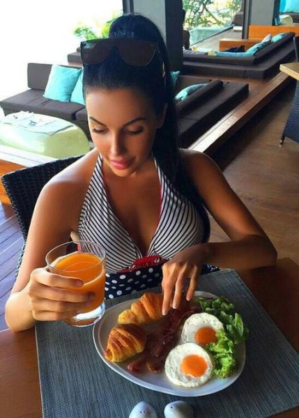 Проститутка Кира