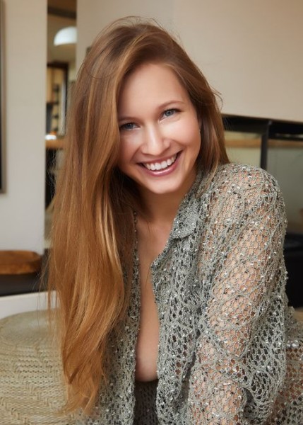 Проститутка Викa