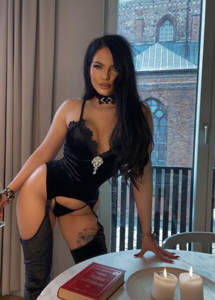 Проститутка Мира