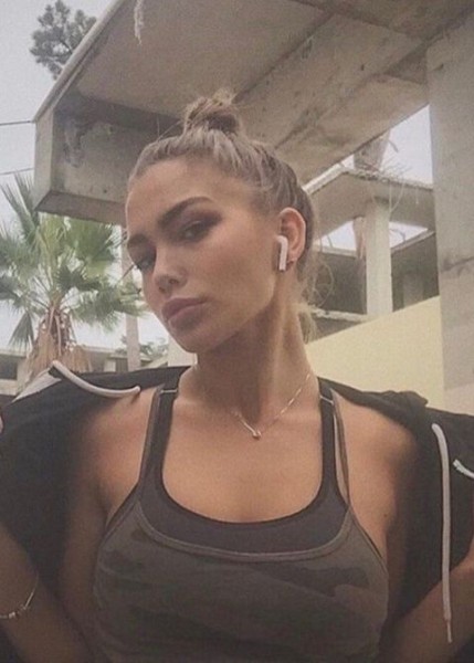 Проститутка Елена