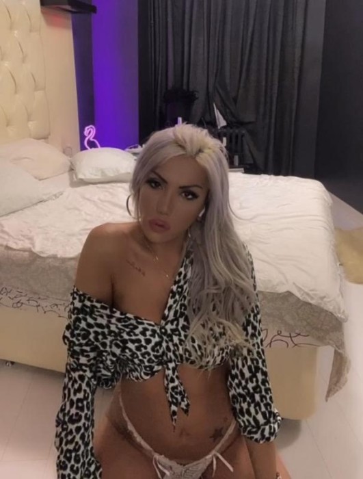 Натали Люкс